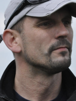 Marek Kowalik - zdjęcie na stronę WWW.png