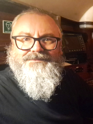 Robert Grodecki - zdjęcie na stronę WWW.png